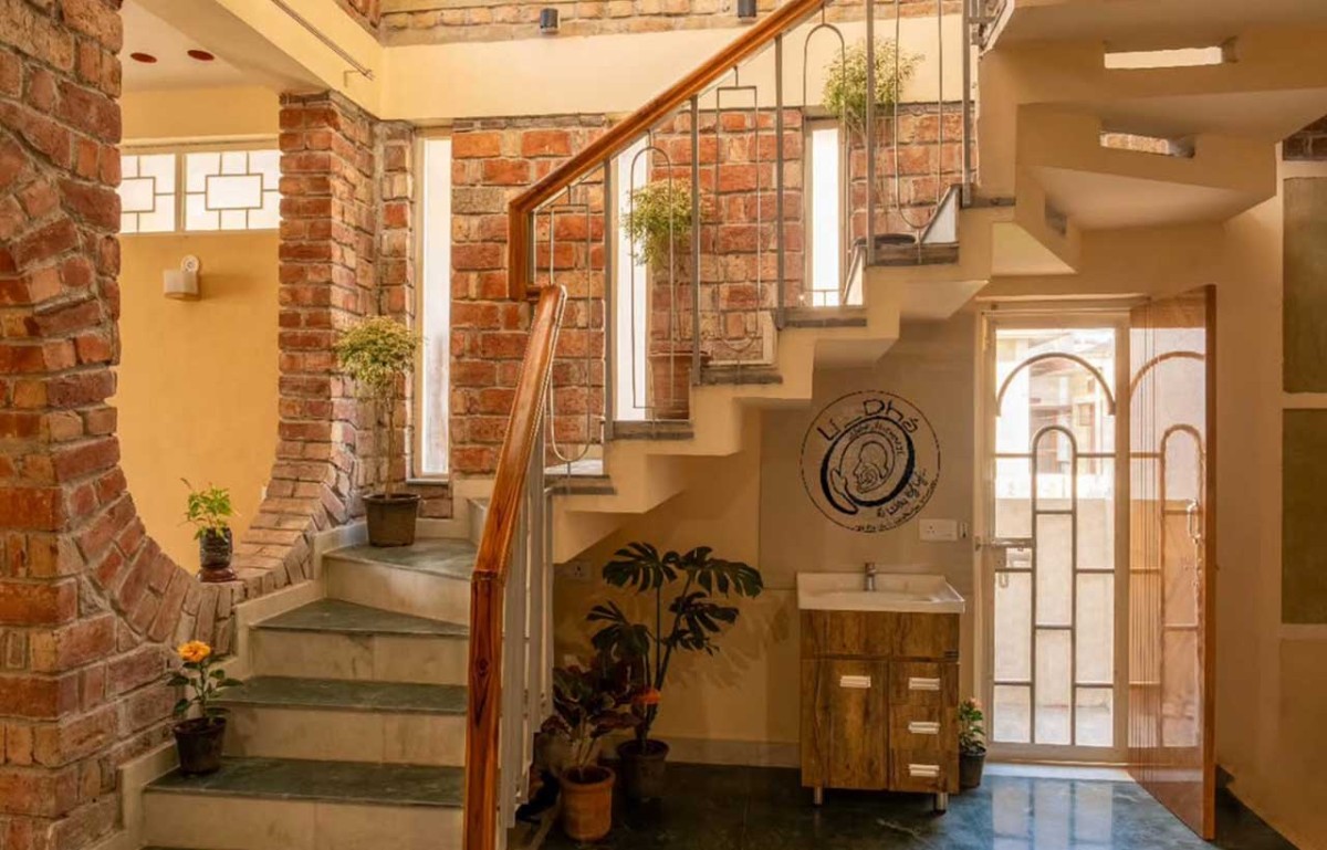Dehradun's Residence Chetna is a Nature-Sensitive Home Rooted in Raw Beauty and Conscious Design