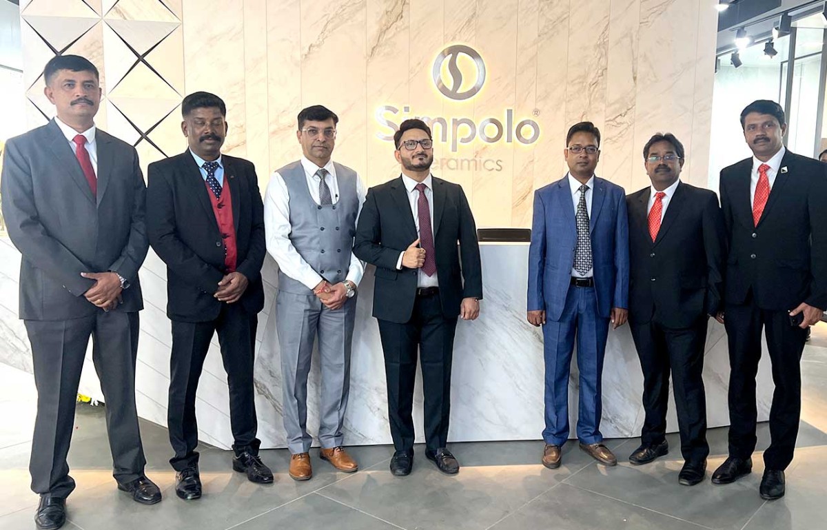Simpolo the Fastest Growing Premium Brand in the Indian Ceramic Industry opened its 100th Showroom