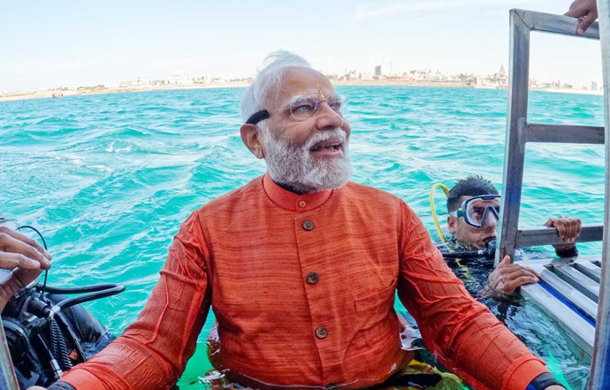 Discovering the Submerged Architectural Marvel- Dwarka