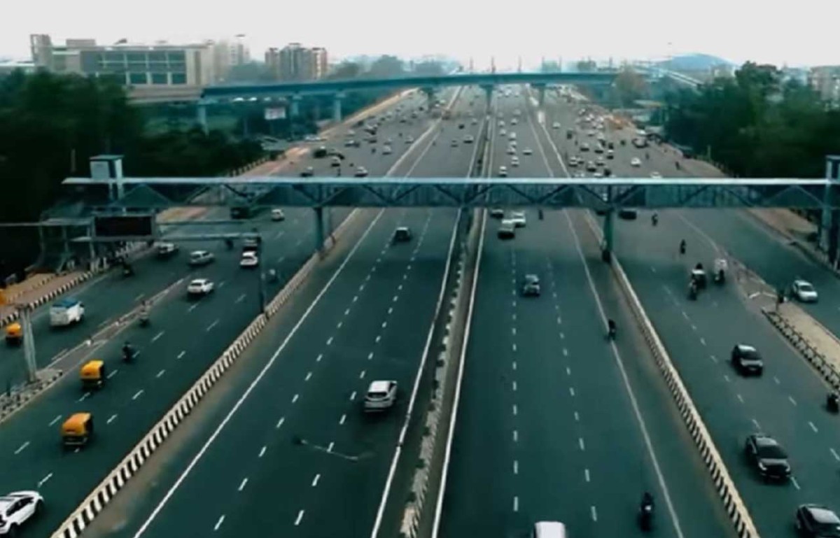 CM Yogi Sets December Deadline for Ganga Expressway; Know Everything