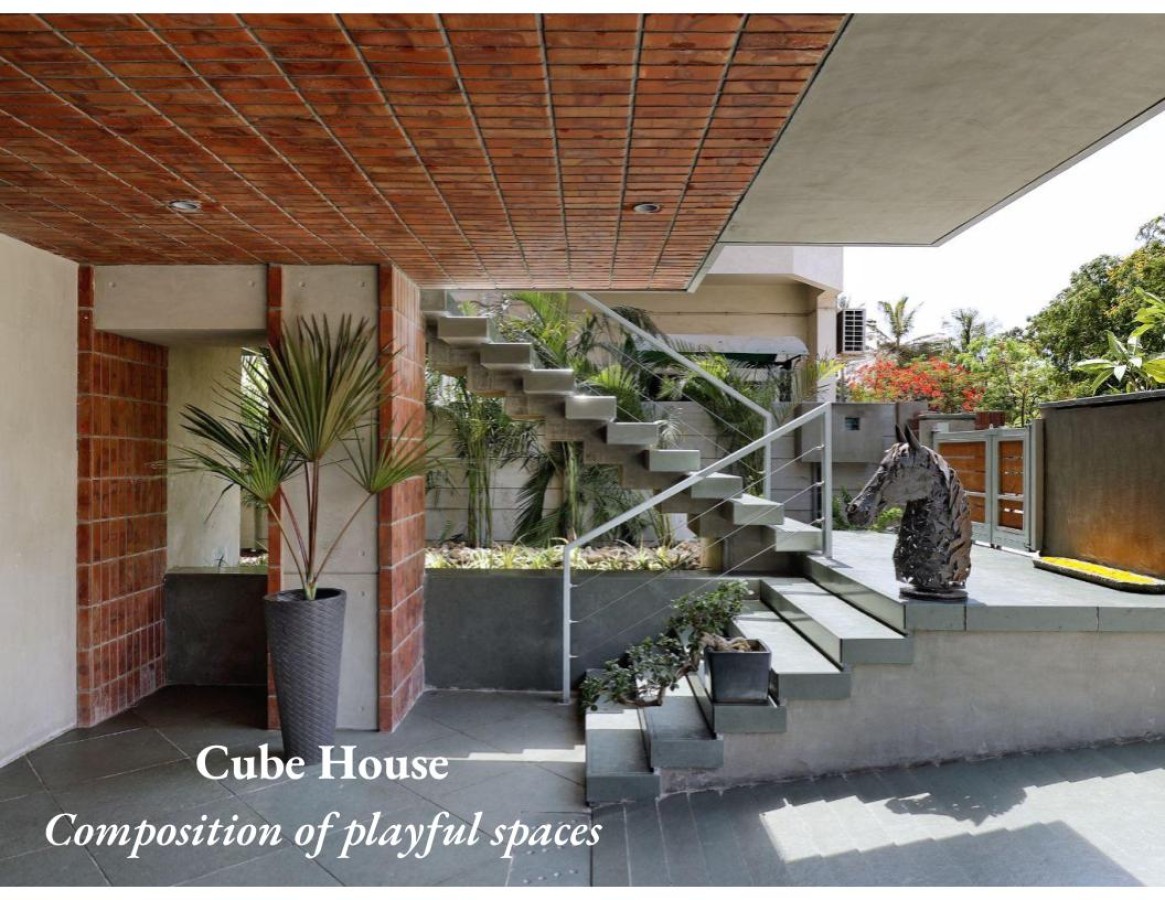 Cube House: Composition of Playful Spaces