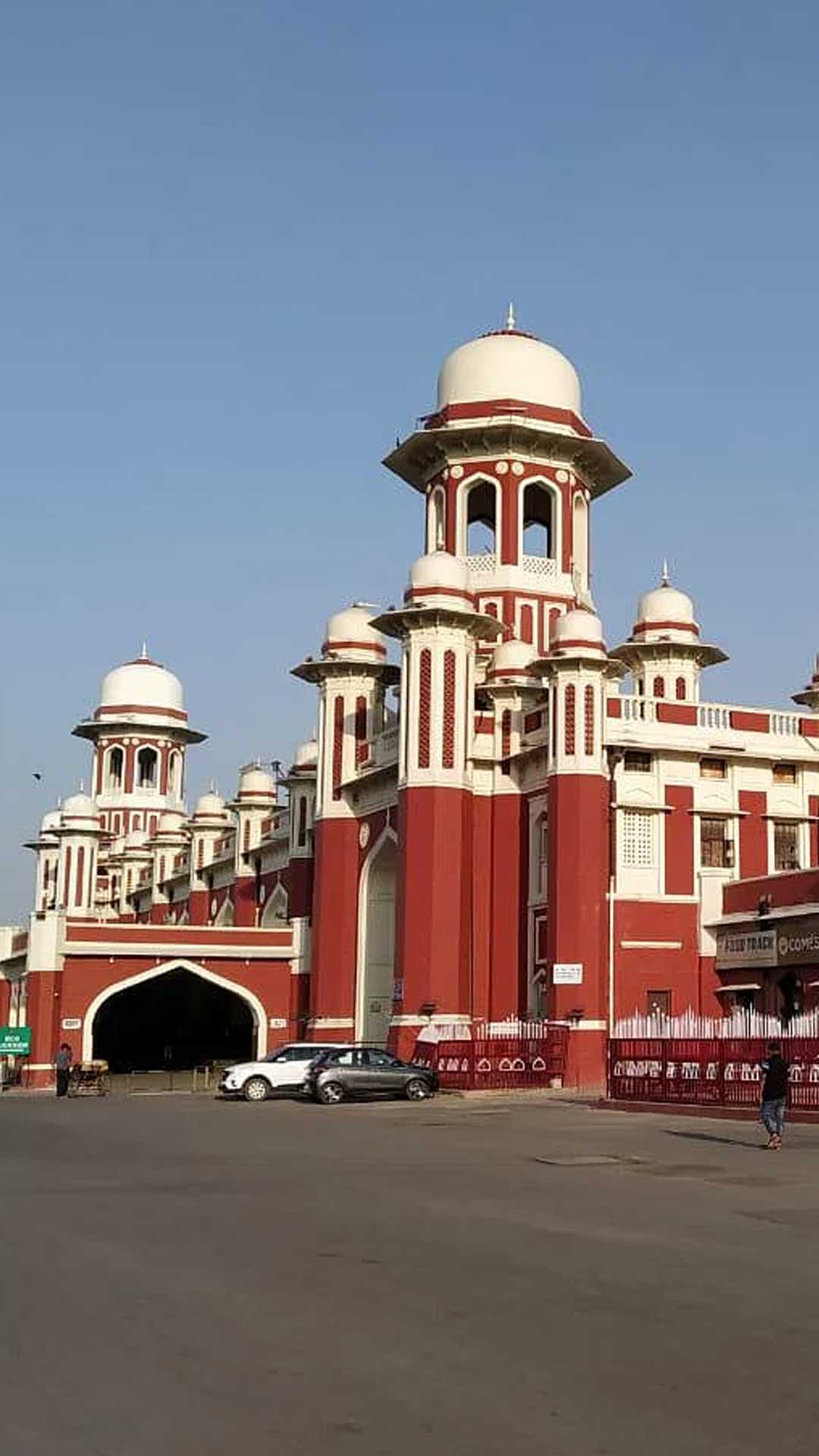 Lucknow Charbagh Station